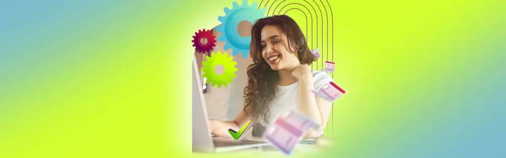Mulher sorridente usando laptop em fundo colorido com engrenagens e ícones de produtividade, simbolizando trabalho e eficiência.